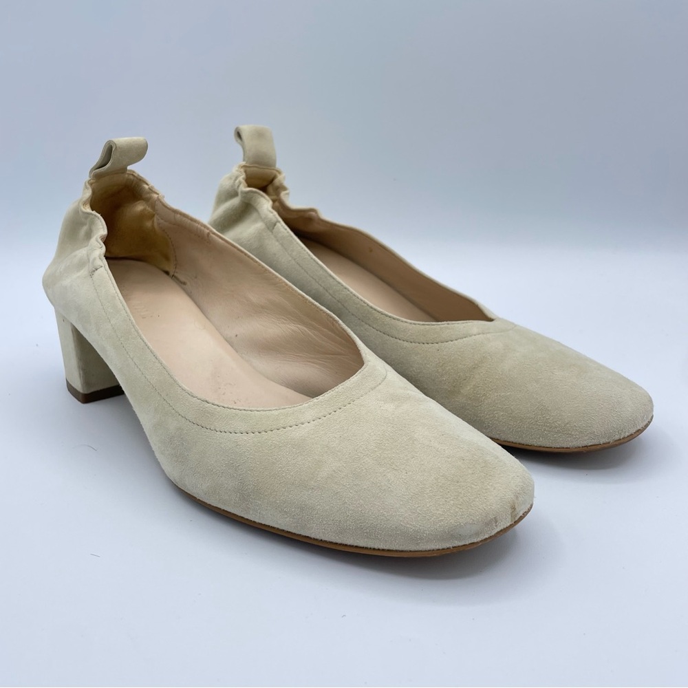 Everlane The Italian Suede Day Heel 9 Bone - Picture 3 of 16
